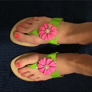 Sandals with pink and green flower